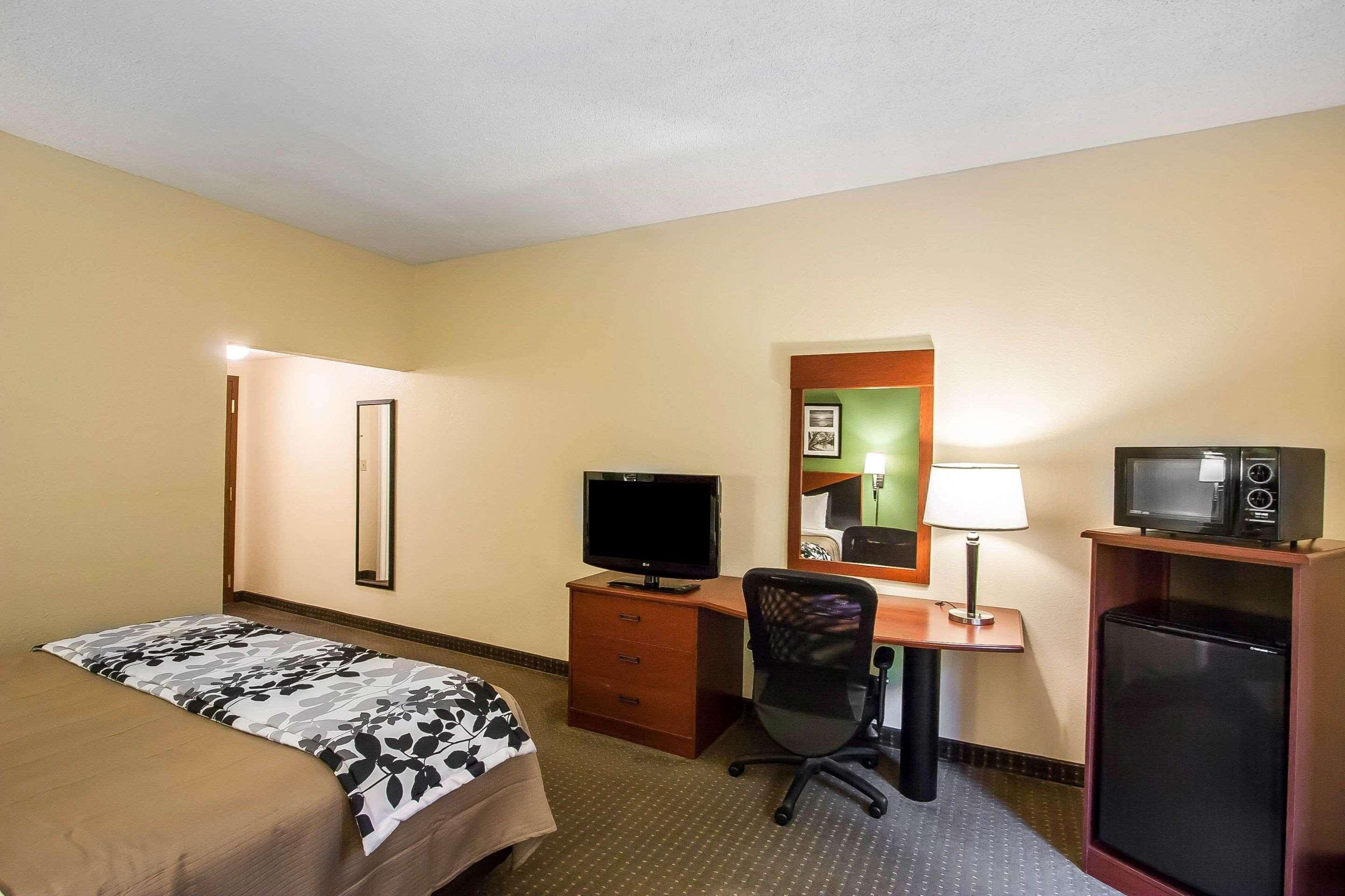 Sleep Inn & Suites Airport Pearl Eksteriør billede